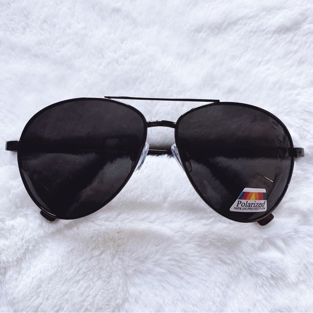 Irene Black w/Gunmetal Rims Stylish Polarized Sunglasses